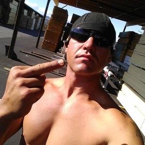 Meet your Posher, Dustin